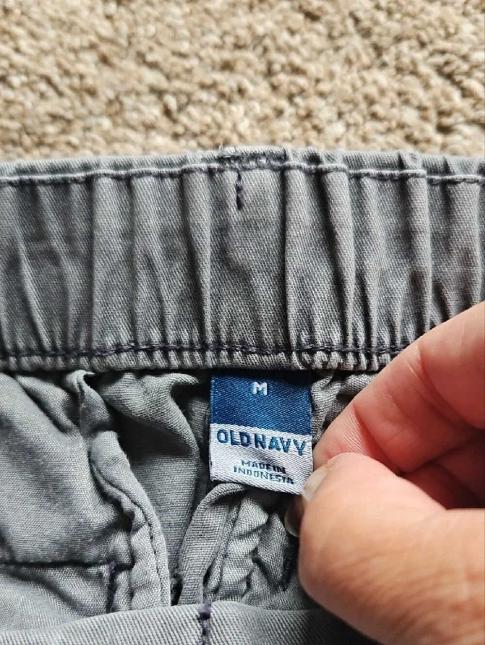 Old Navy Men's Light Gray Chino Pants